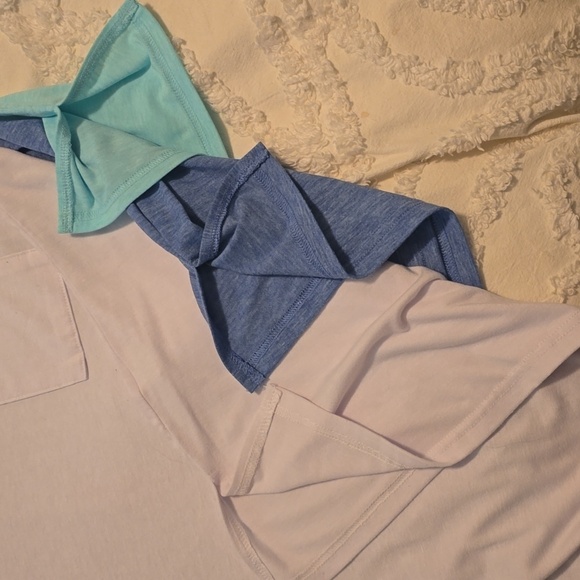 Set Of 3 Womens Casual T-Shirt Set - Blue, Light Blue, White  Size 2XL (#9) - Picture 3 of 4